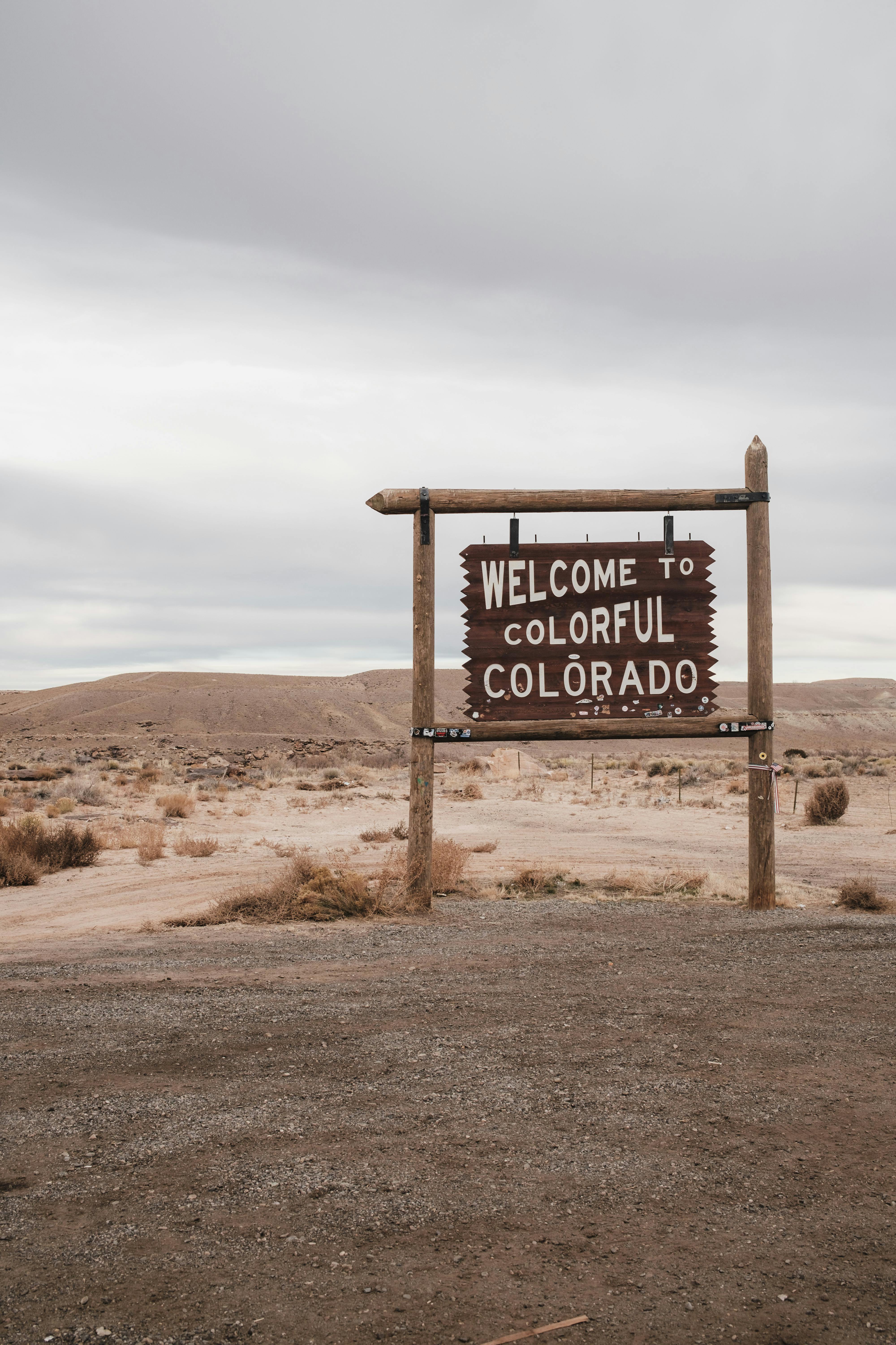 Welcome to Colorado sign.